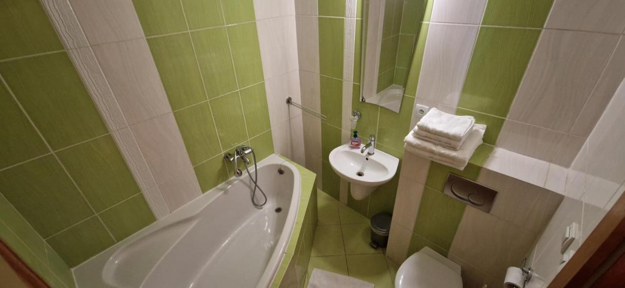 Boutique Penzion Slovenska - Penzion Bella Sicilia Presov Bagian luar foto